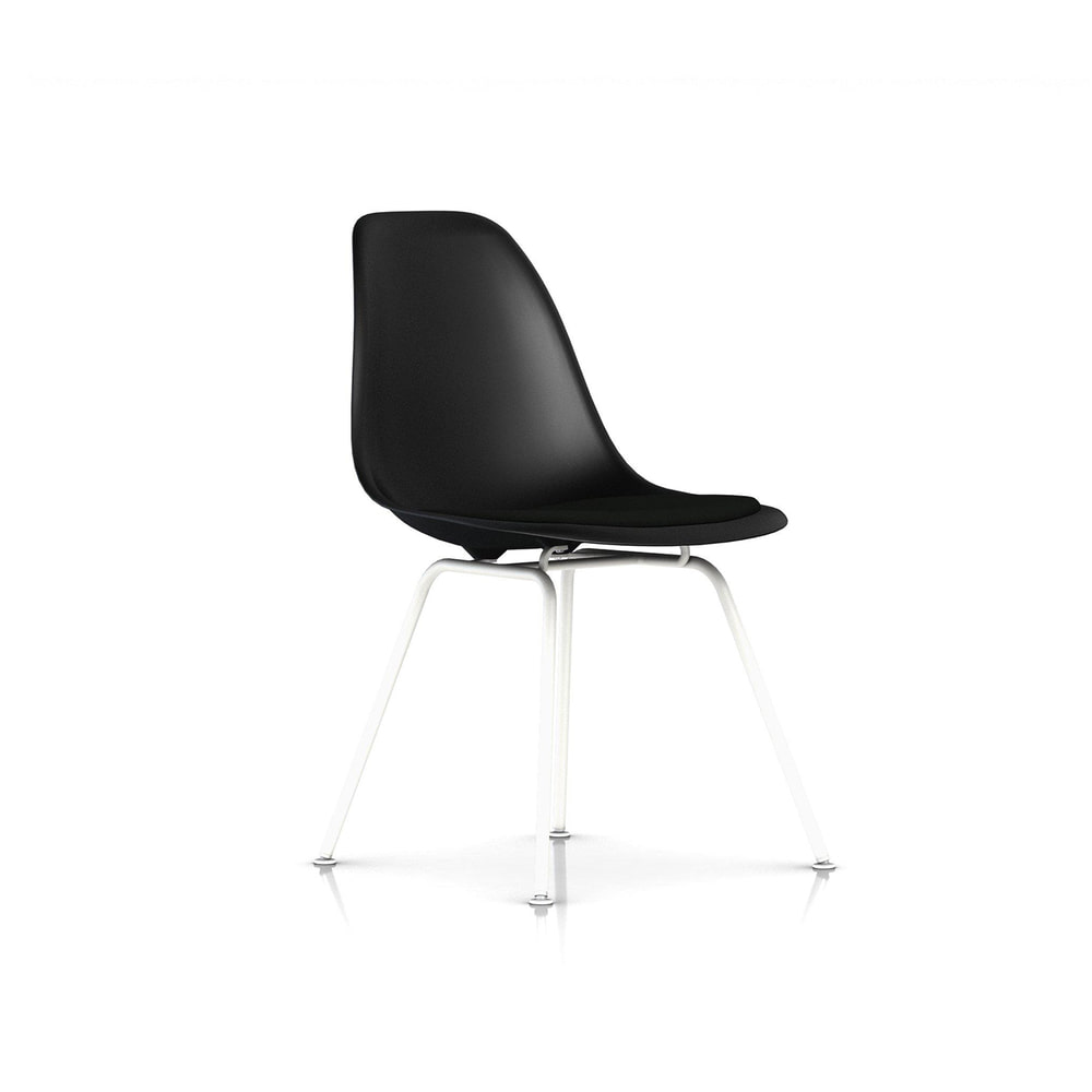 Eames Plastic Side Chair, With Seat Pad (Black/White)새상품 50%